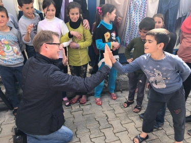 David Morris MP with Syrian Refugee Children 